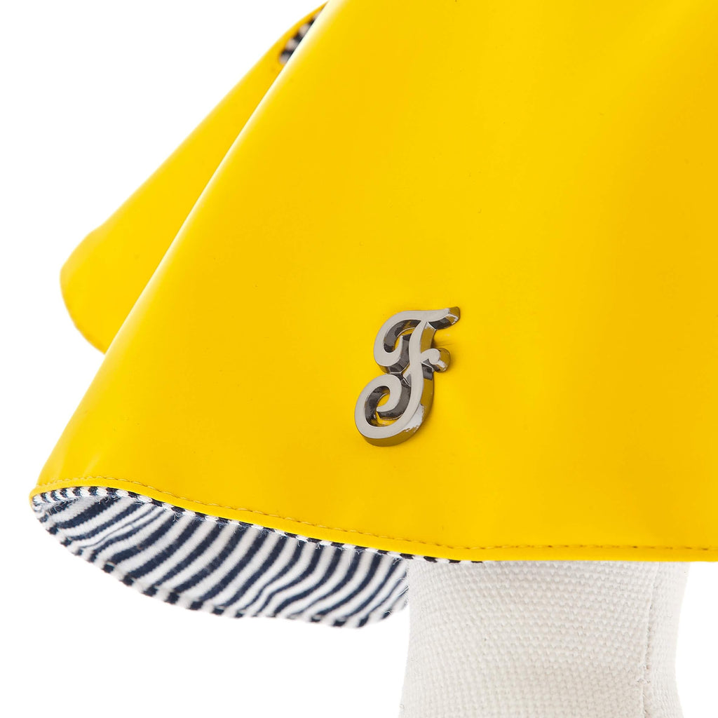 Capa de lluvia amarilla image 2